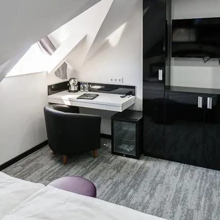 Becs Panzio Bed & Breakfast 4*