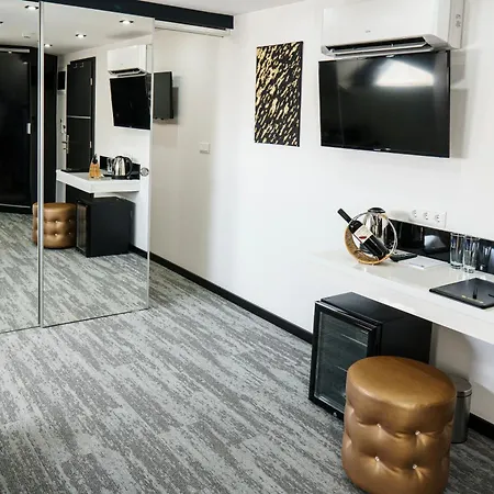 Becs Panzio 4*