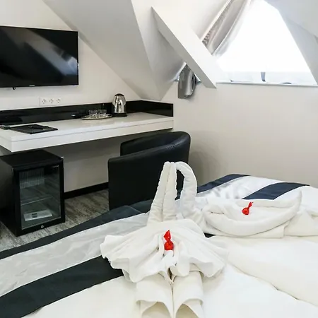 Becs Panzio 4*