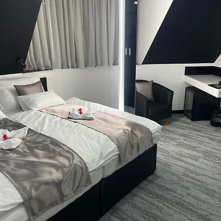 Becs Panzio Bed & Breakfast