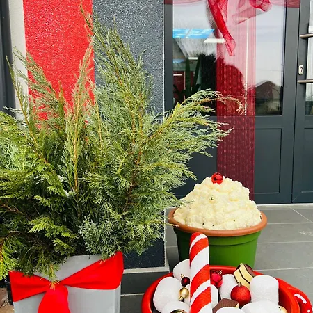 Becs Panzio Bed and Breakfast 4*