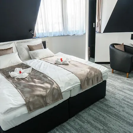 Becs Panzio 4* Lenti