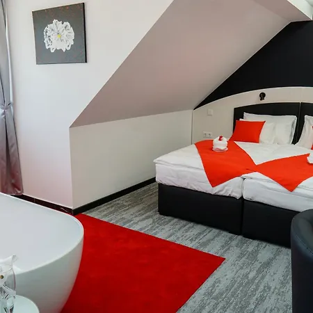 Becs Panzio 4* Lenti