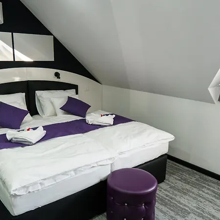 Becs Panzio Bed & Breakfast Lenti