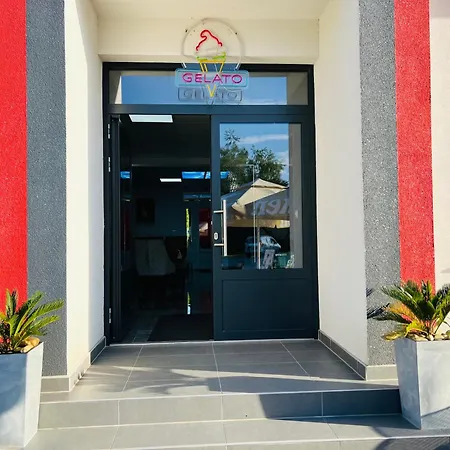 Becs Panzio Bed & Breakfast 4*