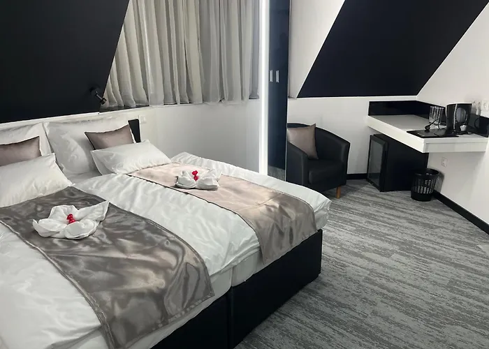 Becs Panzio לינה וארוחת בוקר