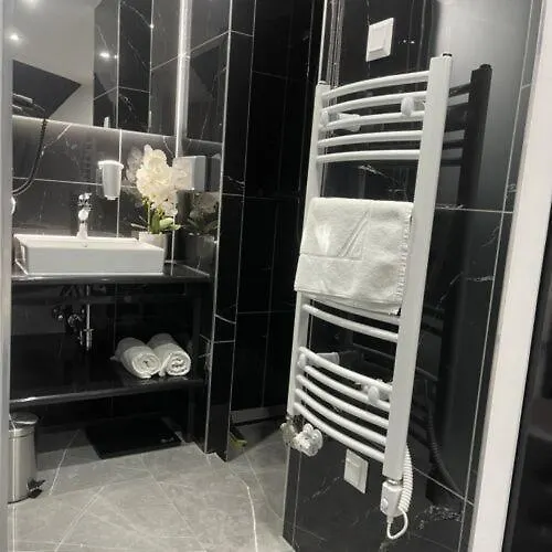 לינה וארוחת בוקר Becs Panzio לנטי