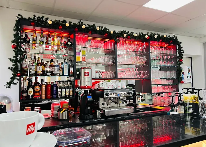 Becs Panzio לינה וארוחת בוקר לנטי