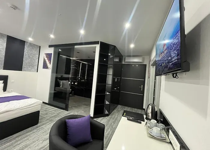 Becs Panzio לנטי