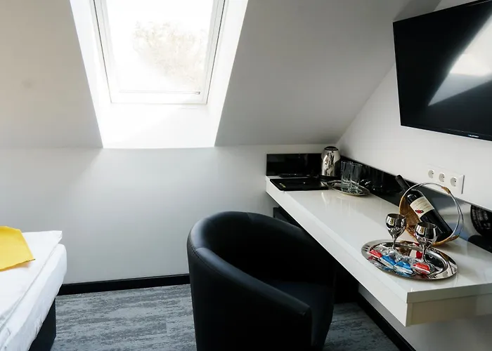 לינה וארוחת בוקר Becs Panzio 4*