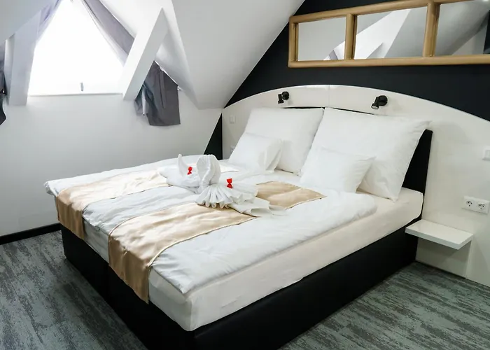 Becs Panzio לנטי