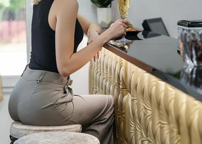 Becs Panzio לינה וארוחת בוקר